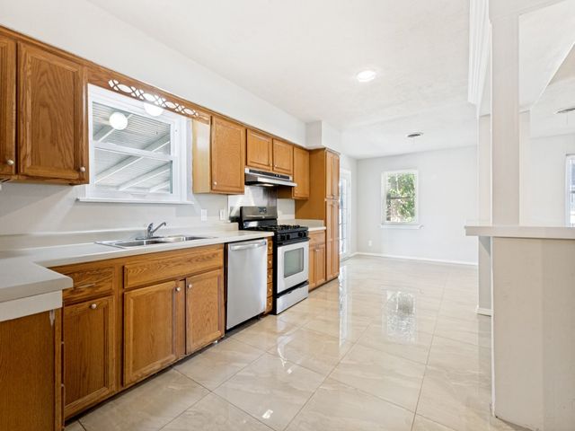 9104 donnybrook, Dallas, TX 75217