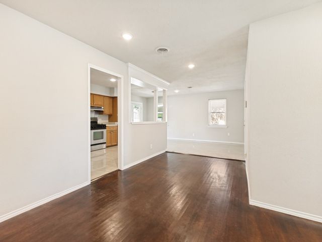 9104 donnybrook, Dallas, TX 75217
