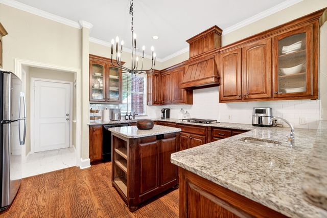 1711 Weiskopf Drive, Heath, TX 75032