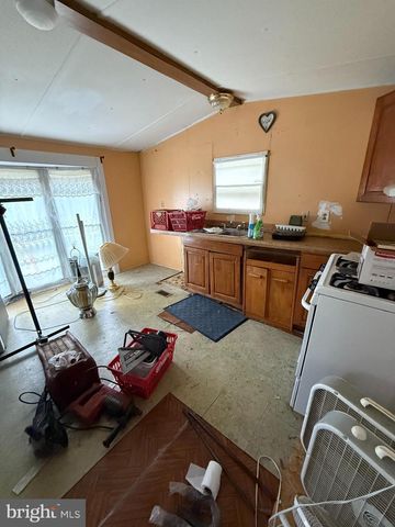 20 CORAL DRIVE, Carlisle, PA 17013