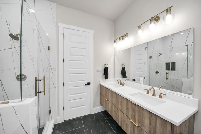 2014 Blodgett Street, Houston, TX 77004