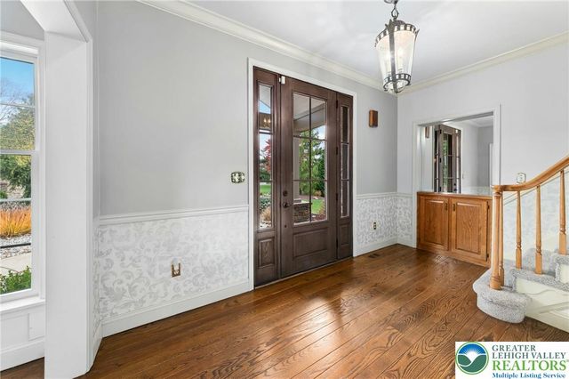 8 Harding Court, Bethlehem Twp, PA 18045