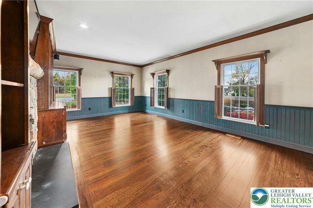 8 Harding Court, Bethlehem Twp, PA 18045