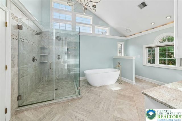 8 Harding Court, Bethlehem Twp, PA 18045