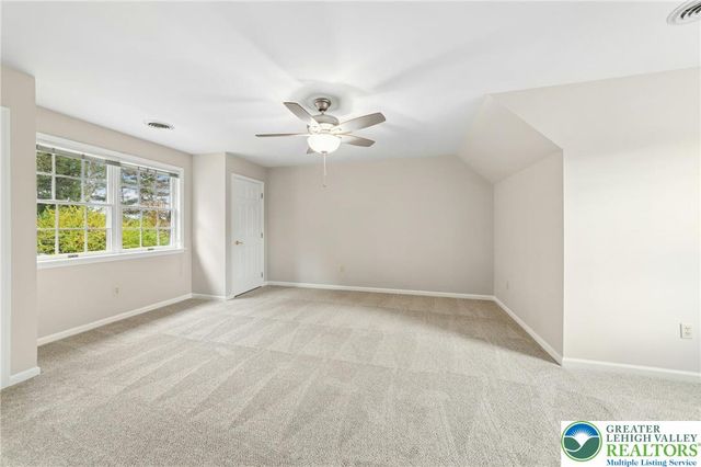 8 Harding Court, Bethlehem Twp, PA 18045