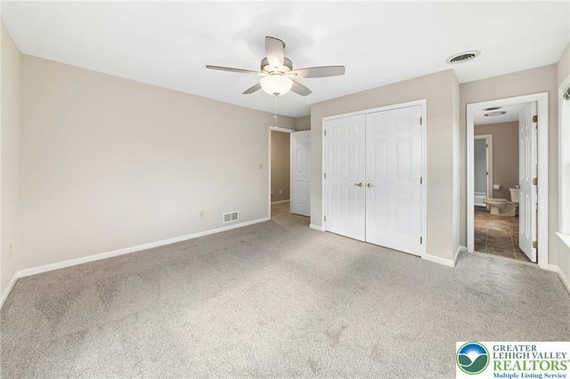 8 Harding Court, Bethlehem Twp, PA 18045