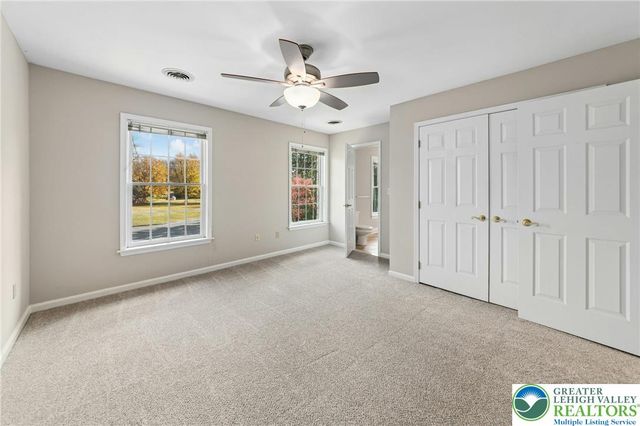 8 Harding Court, Bethlehem Twp, PA 18045