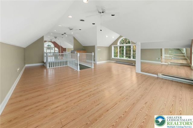 8 Harding Court, Bethlehem Twp, PA 18045