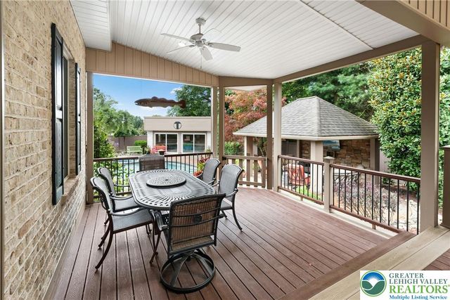 8 Harding Court, Bethlehem Twp, PA 18045