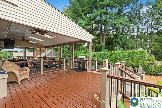 8 Harding Court, Bethlehem Twp, PA 18045