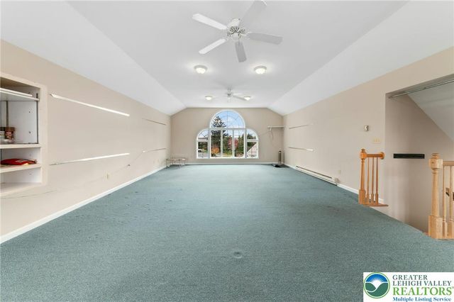 8 Harding Court, Bethlehem Twp, PA 18045