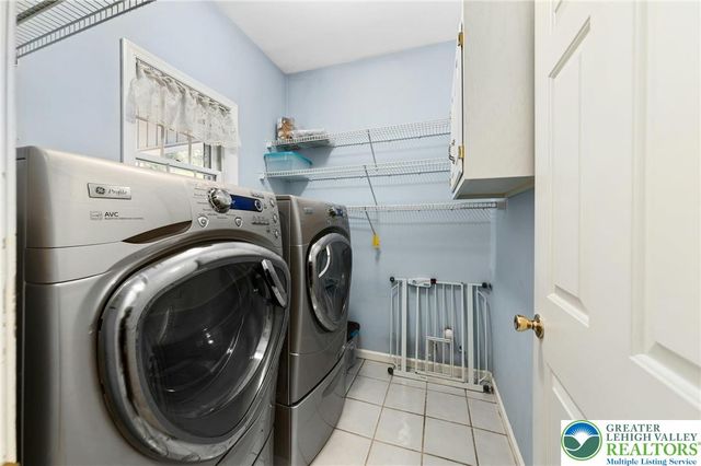 8 Harding Court, Bethlehem Twp, PA 18045