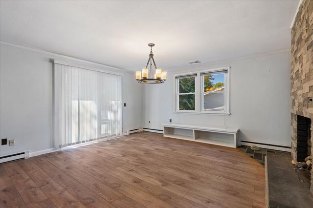 36 Barry Rd, Worcester, MA 01609