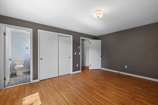 36 Barry Rd, Worcester, MA 01609