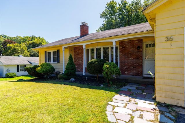 36 Barry Rd, Worcester, MA 01609
