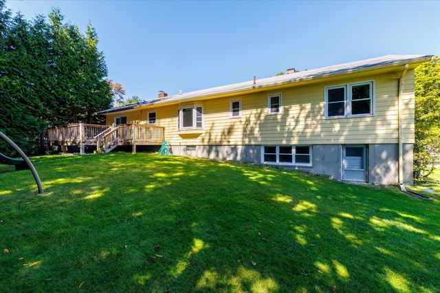 36 Barry Rd, Worcester, MA 01609