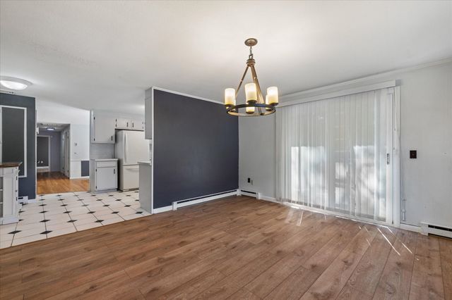 36 Barry Rd, Worcester, MA 01609