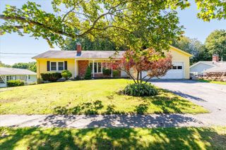 36 Barry Rd, Worcester, MA 01609