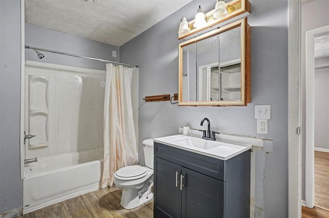 57153 M-51, Dowagiac, MI 49047