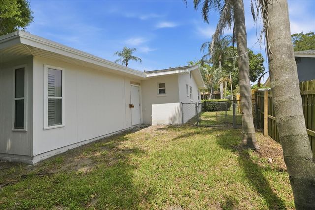 1360 IRVING AVENUE, Clearwater, FL 33756