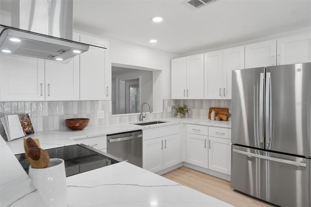 1360 IRVING AVENUE, Clearwater, FL 33756