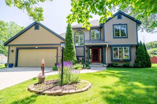 4474 N 107th STREET, Wauwatosa, WI 53225