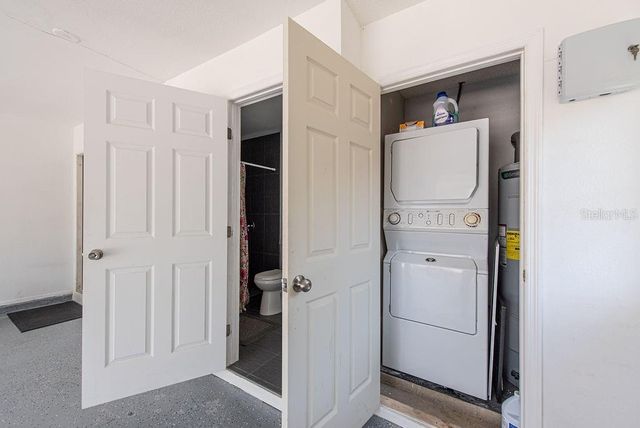 6819 11TH AVENUE NW, Bradenton, FL 34209