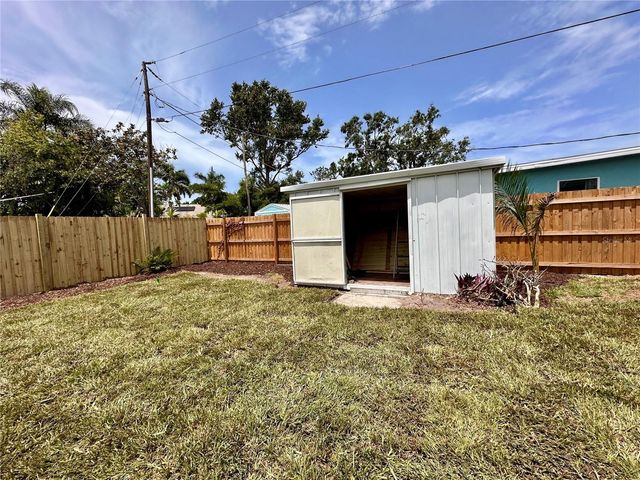 6819 11TH AVENUE NW, Bradenton, FL 34209