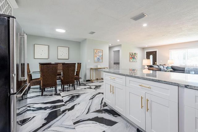 6819 11TH AVENUE NW, Bradenton, FL 34209