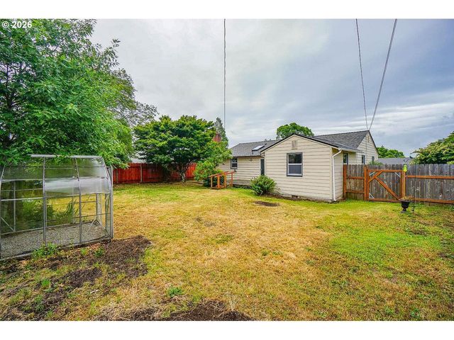 8300 Se Lorry Ave, Vancouver, WA 98664
