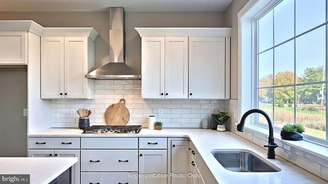 113 WASHINGTON XING, York, PA 17404