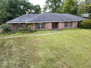 307 S Texas St, Deridder, LA 70634