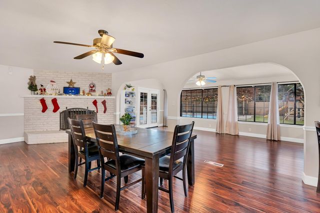 2893 Helm Avenue, Clovis, CA 93612