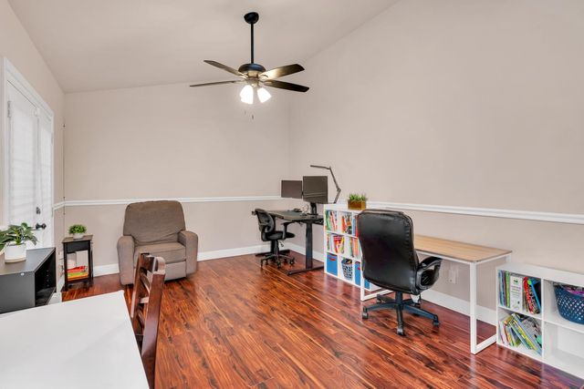 2893 Helm Avenue, Clovis, CA 93612