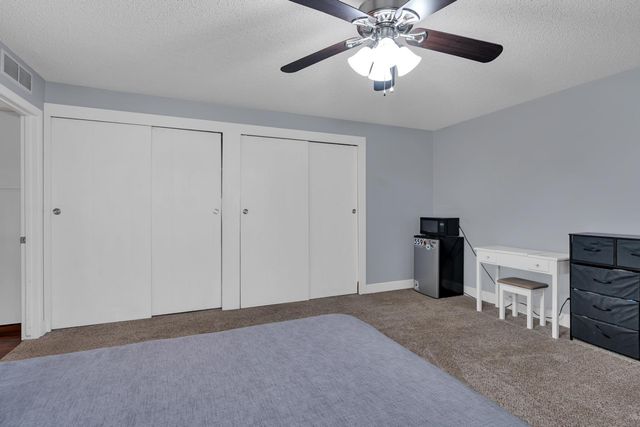 2893 Helm Avenue, Clovis, CA 93612