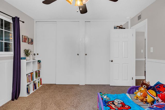 2893 Helm Avenue, Clovis, CA 93612