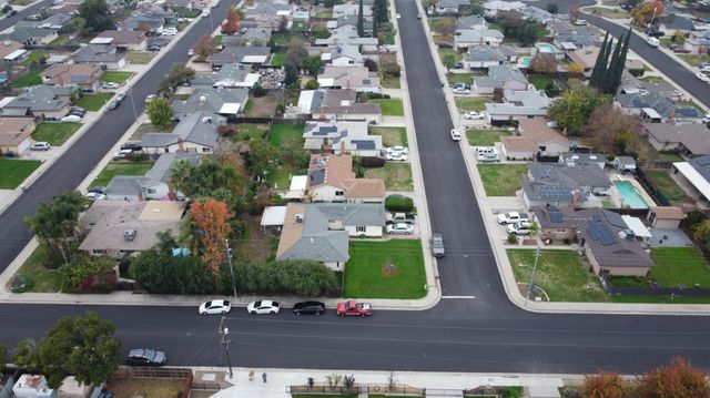2893 Helm Avenue, Clovis, CA 93612