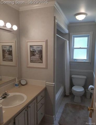 28747 Alden Street, Madison Heights, MI 48071
