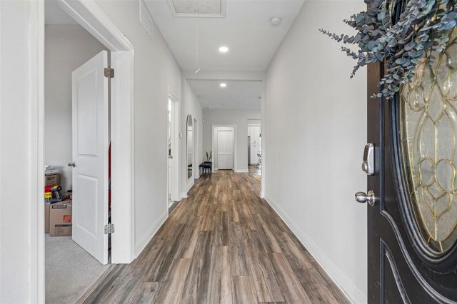 2920 W IVY STREET, Tampa, FL 33607