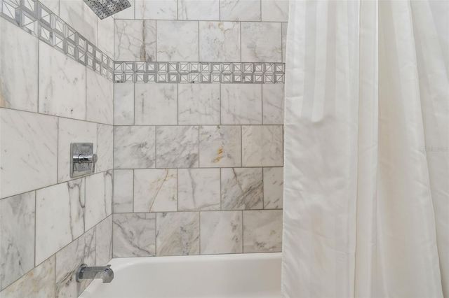 2920 W IVY STREET, Tampa, FL 33607