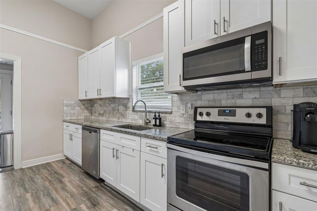 2920 W IVY STREET, Tampa, FL 33607