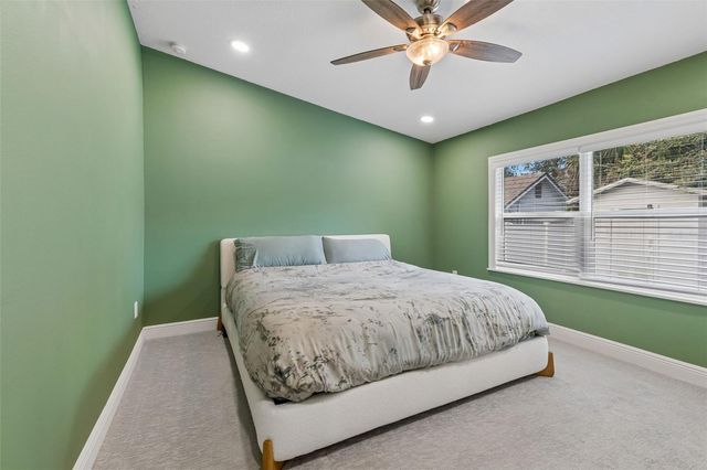 2920 W IVY STREET, Tampa, FL 33607