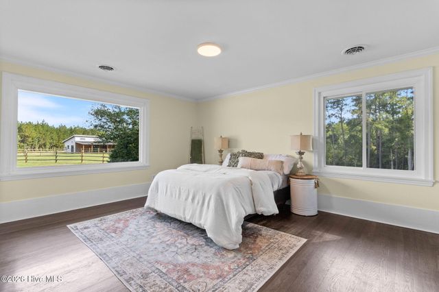 820 Saint Pauls Drive, Raeford, NC 28376