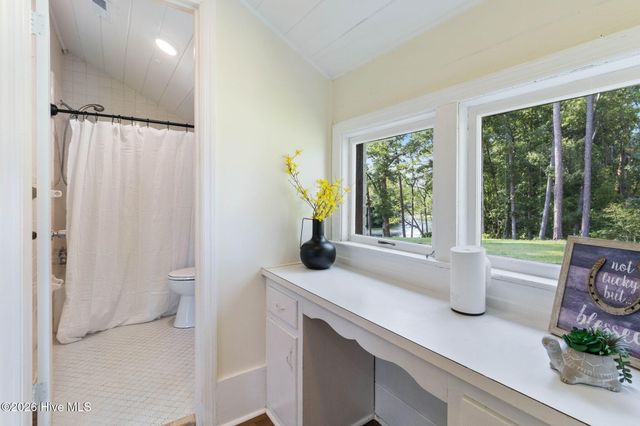 820 Saint Pauls Drive, Raeford, NC 28376