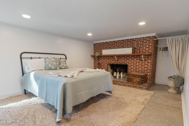 820 Saint Pauls Drive, Raeford, NC 28376