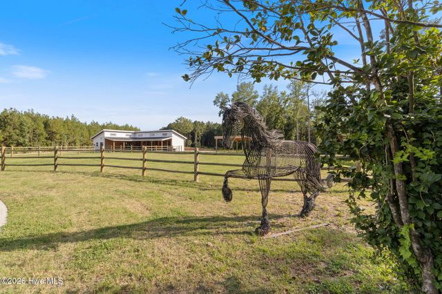 820 Saint Pauls Drive, Raeford, NC 28376