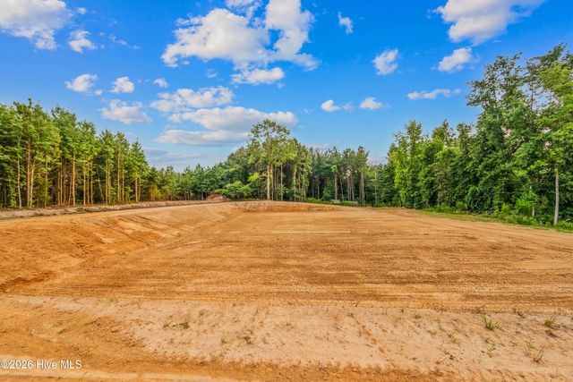 820 Saint Pauls Drive, Raeford, NC 28376