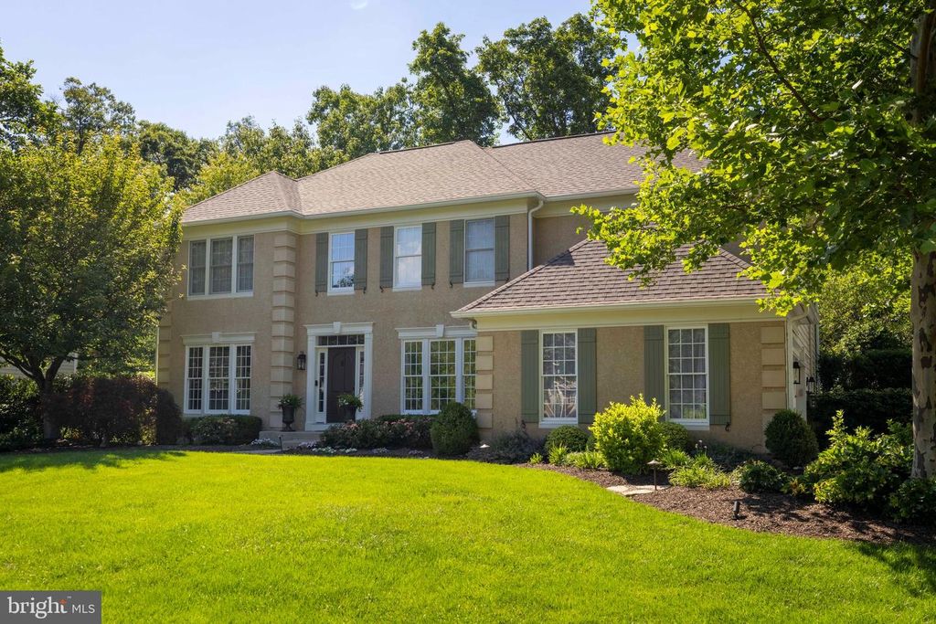 325 SLEEPY HOLLOW CT, AMBLER, PA 19002 — photo 2