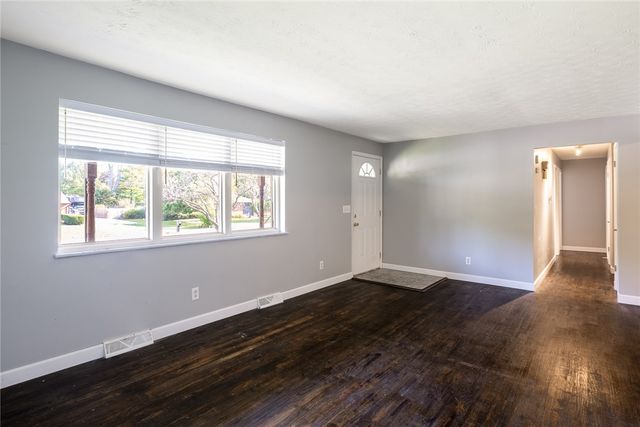 3555 Knollwood Drive, Beavercreek, OH 45432