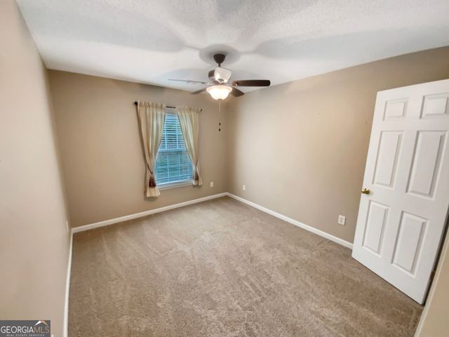 153 Wallnut Hall Circle, Woodstock, GA 30189